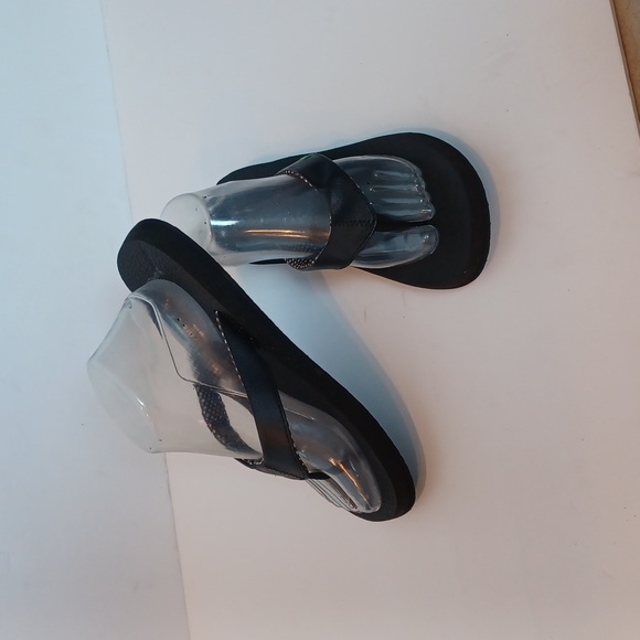 Sanuk Shoes - SANUK SANDALS